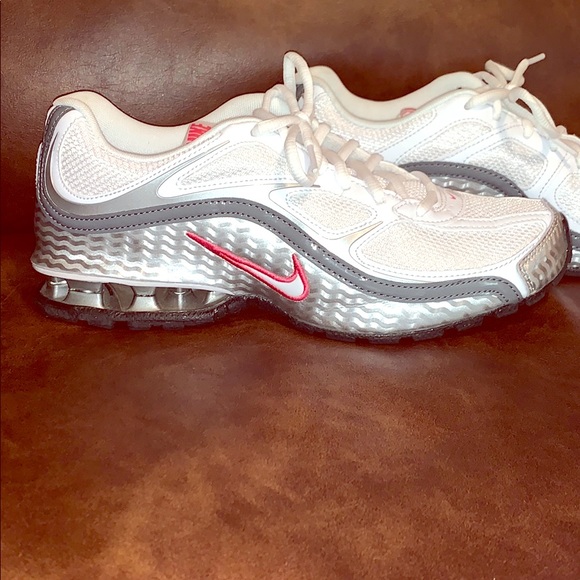 Nike Shoes - Nike Reax 😍♥️